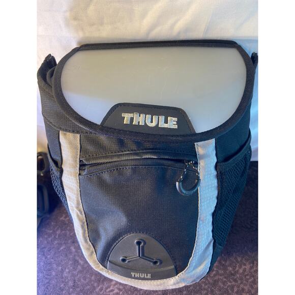 Thule Pack n Pedal handlebar bag. - Picture 2 of 7